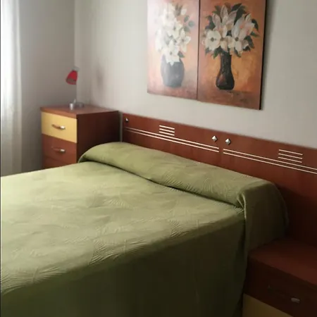 Balneario Playa Caleta דירה *