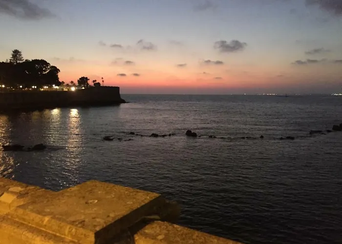 아파트 Balneario Playa Caleta *