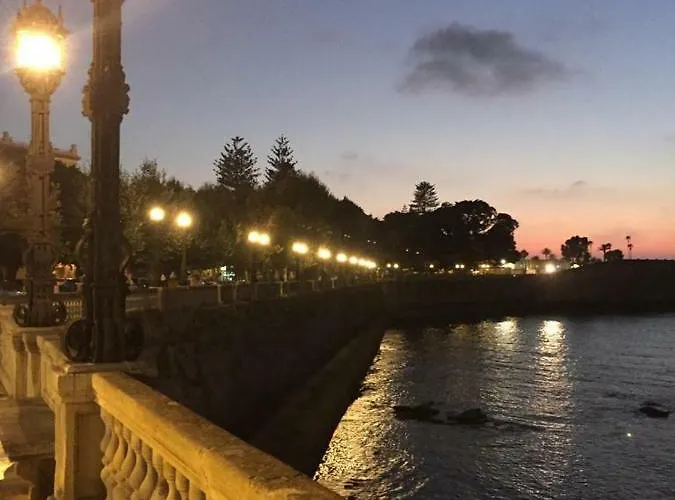 아파트 Balneario Playa Caleta *